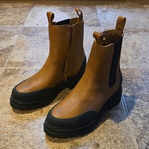 American Eagle Outfitters Brown Ankle Boots